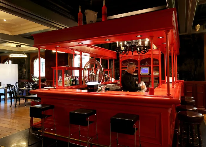 Lopez De Haro Отель