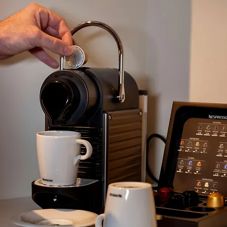 Готель Lopez De Haro